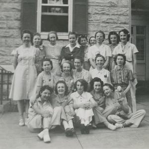 <strong>Members of the Linden Lionettes at the Lion House.</strong> 1931. The Linden Lionettes club was founded in 1937 by Ruth May Fox, general president of the YWMIA. Club members were typically single working women who moved to Salt Lake City and could not regularly attend MIA meetings due to employment conflicts. They met weekly at the Lion House, which served then as a social center for members of the YWMIA. (Image courtesy Michael Morris, copy at Church History Library, Salt Lake City.)