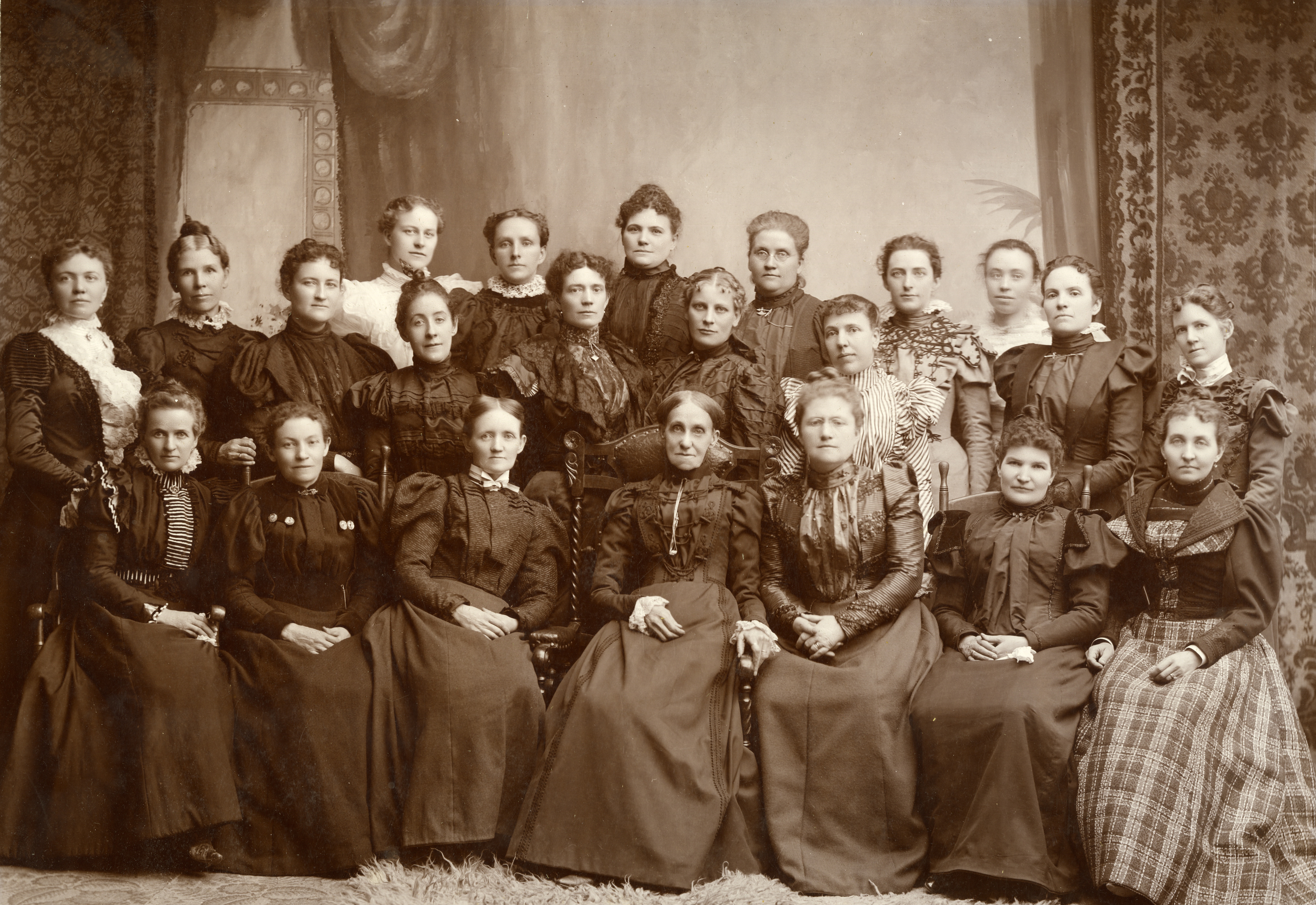 <strong>Elmina Shepard Taylor and YLMIA general board.</strong> 1898. Taylor (front center) was the first general president of the YLMIA, serving from 1880 until her death in 1904. She is pictured here with her counselors, Martha Horne Tingey (left of Taylor) and Maria Young Dougall (right of Taylor), and members of the general board. (Image courtesy Church History Library, Salt Lake City.)