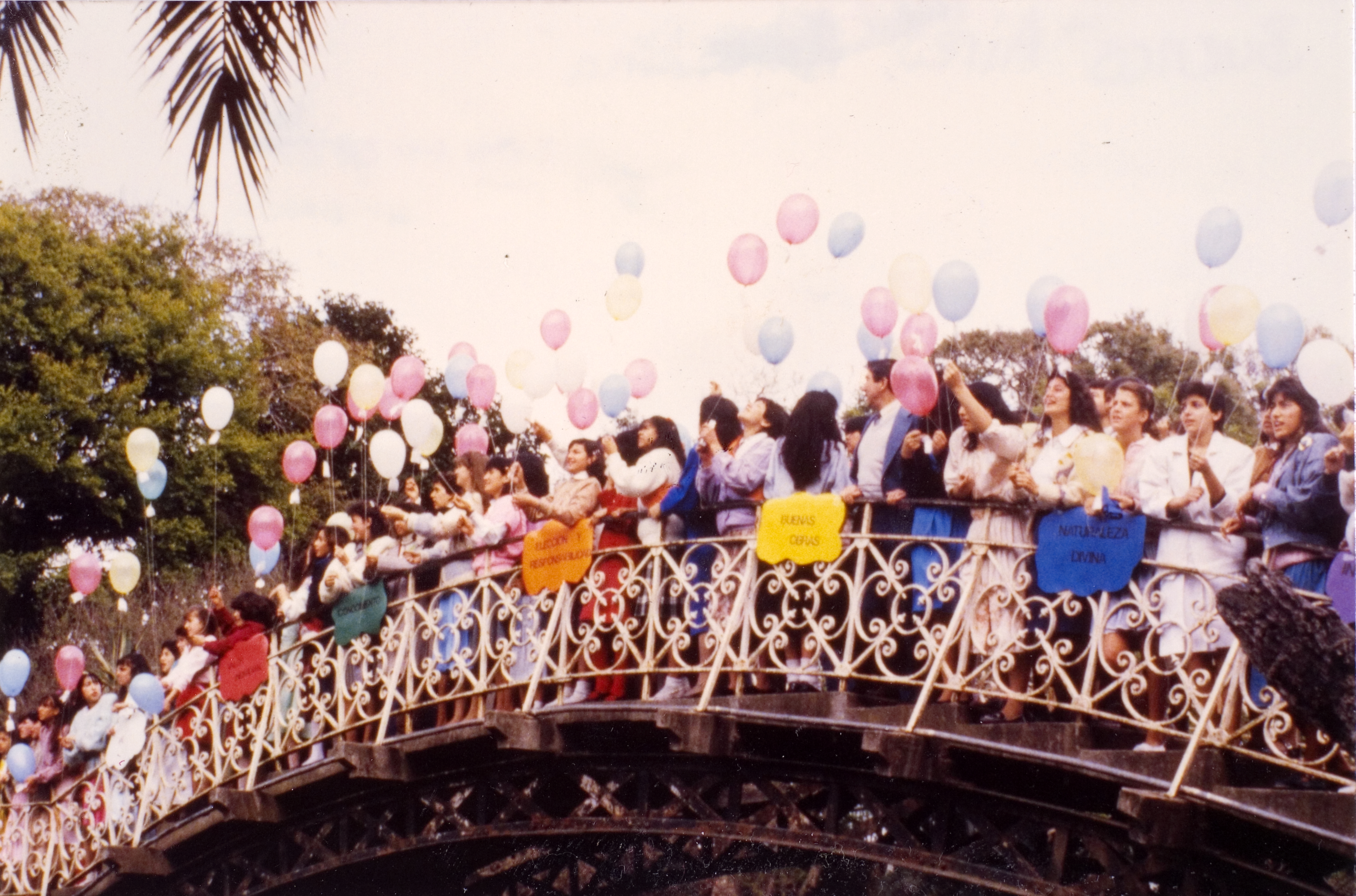 <strong>The Rising Generation worldwide Young Women celebration, Buenos Aires, Argentina.</strong> 1986. On 11 October 1986, hundreds of thousands of young women around the globe released helium-filled balloons skyward with personal messages of love and testimony attached, expressing hope for unity and peace. (Image courtesy Church History Library, Salt Lake City.)