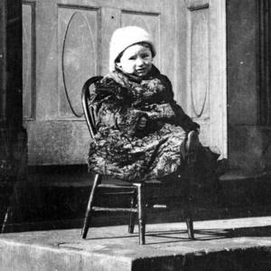 Photo of Oliver Richards, 21 months old, on the steps of the Kirtland, Ohio Temple. (PH320, Church History Library, Salt Lake City.)
