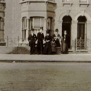Missionaries stand outside Inez Knight and Eliza Chipman’s apartment, 12 Dunbar Road, London, circa March 1899. (MS 29199, Church History Library, Salt Lake City.)