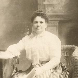 Elizabeth Claridge McCune, whose remarks at a London conference in 1897 opened the doors for other Latter-day Saint women to serve proselytizing missions for the church, sits for a portrait by the Chase studio of Salt Lake City. (PH 6150, Church History Museum, Salt Lake City.)