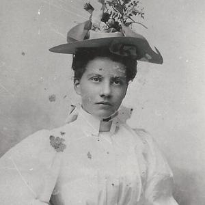 Emily Penfold, a missionary companion of Josephine Booth in Glasgow, Scotland, sits for a portrait sometime before her missionary service. (FamilySearch)