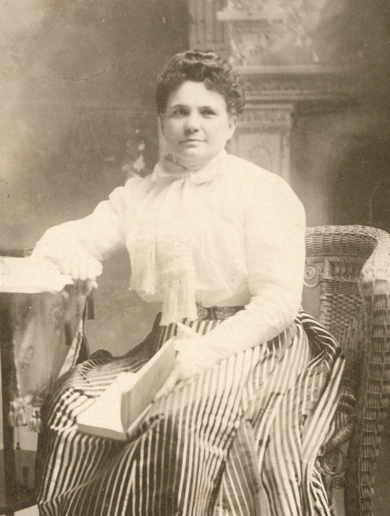 Elizabeth Claridge McCune, whose remarks at a London conference in 1897 opened the doors for other Latter-day Saint women to serve proselytizing missions for the church, sits for a portrait by the Chase studio of Salt Lake City. (PH 6150, Church History Museum, Salt Lake City.)