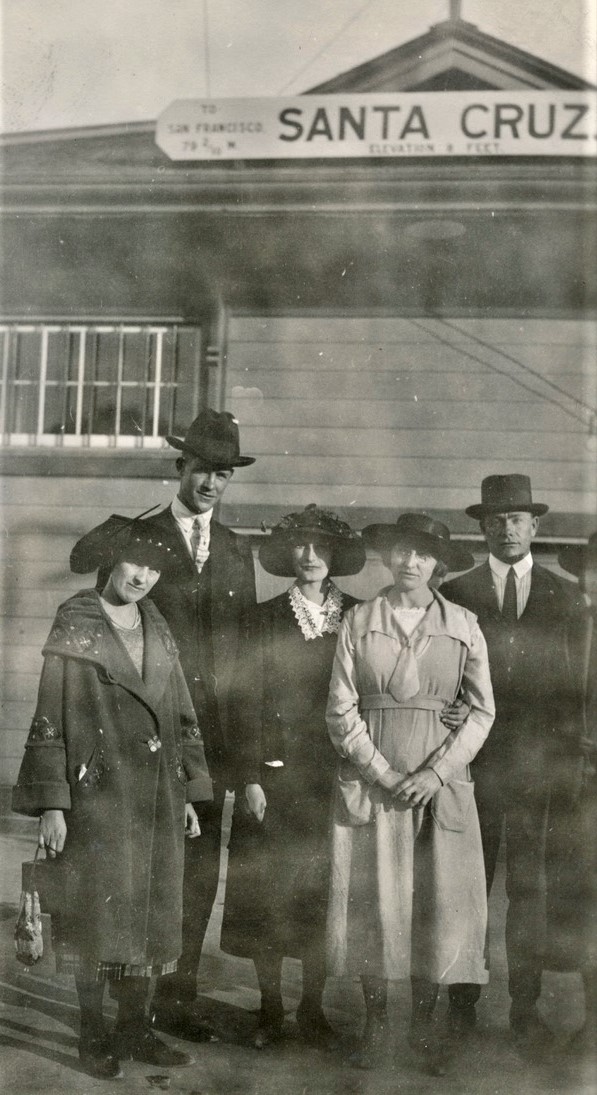 Santa Cruz California Missionaries,  1922