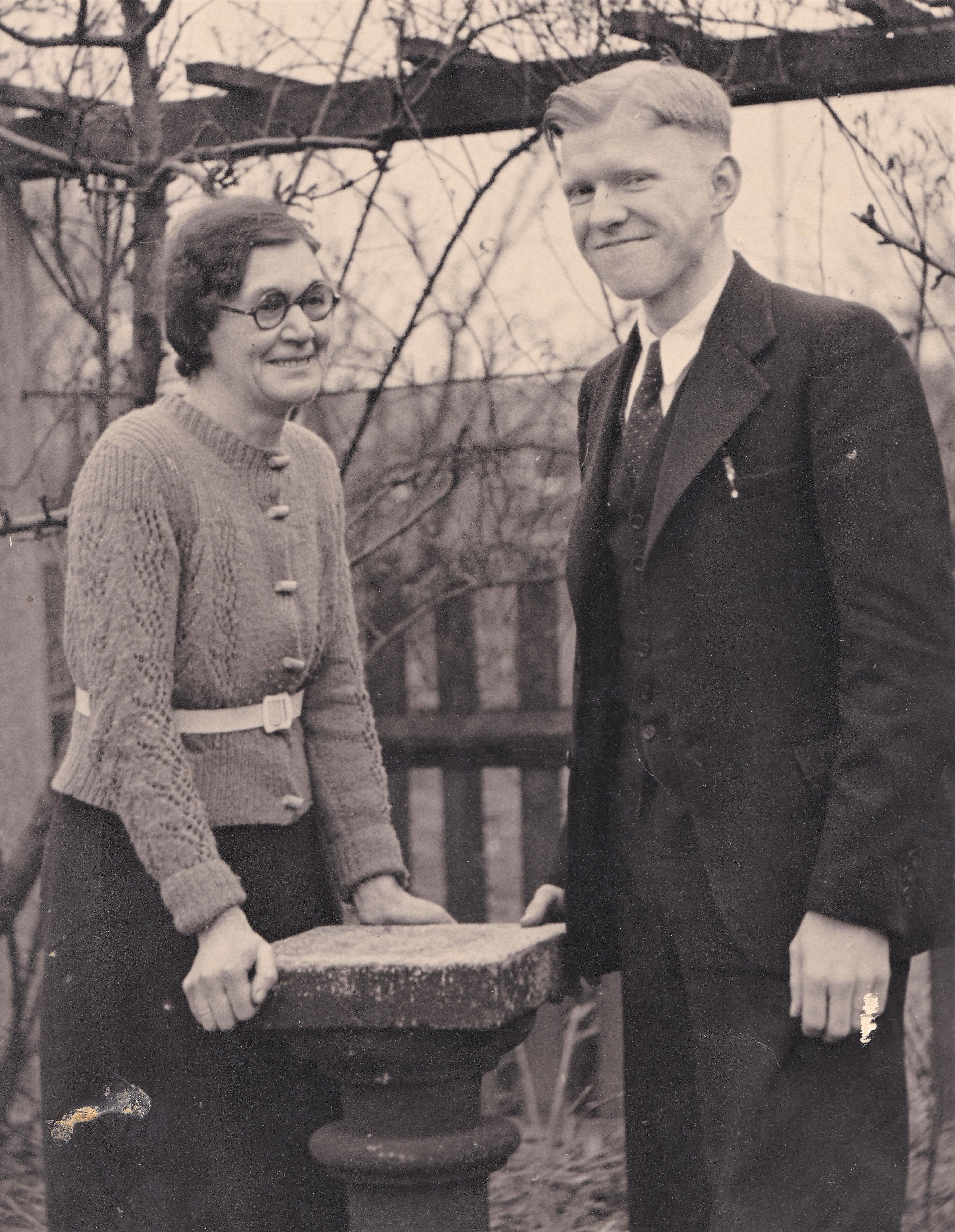 William Gibby Burton with cousin 1938