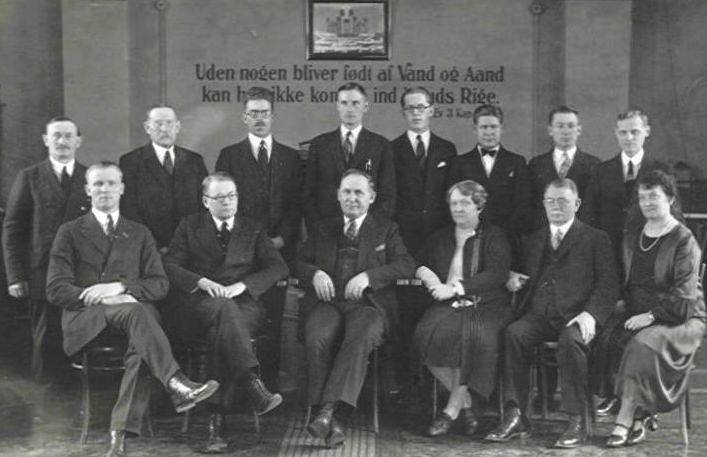 Missionaries at April 16, 1927 conference, Aalborg, Denmark