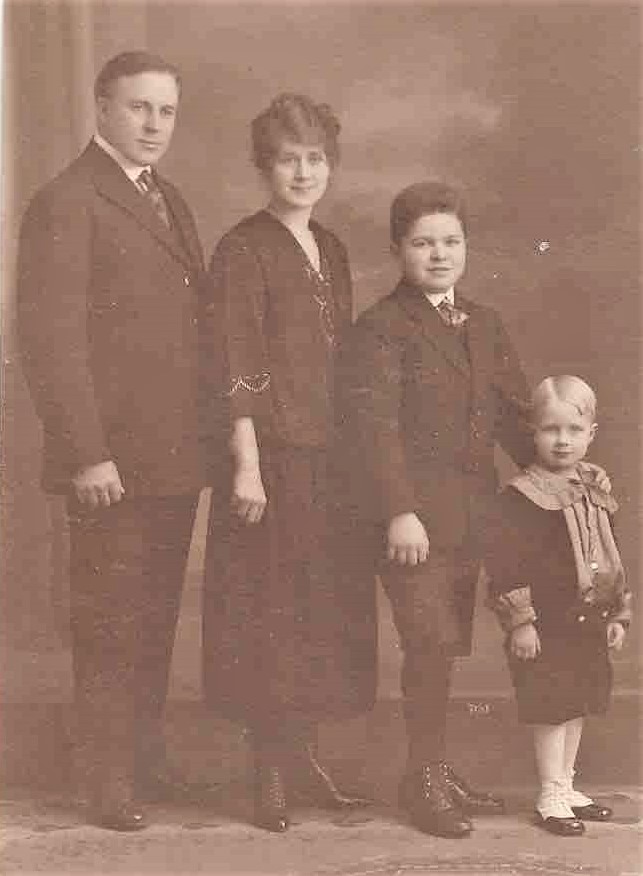 Belgium Lillywhite Family, Circa 1923 January
