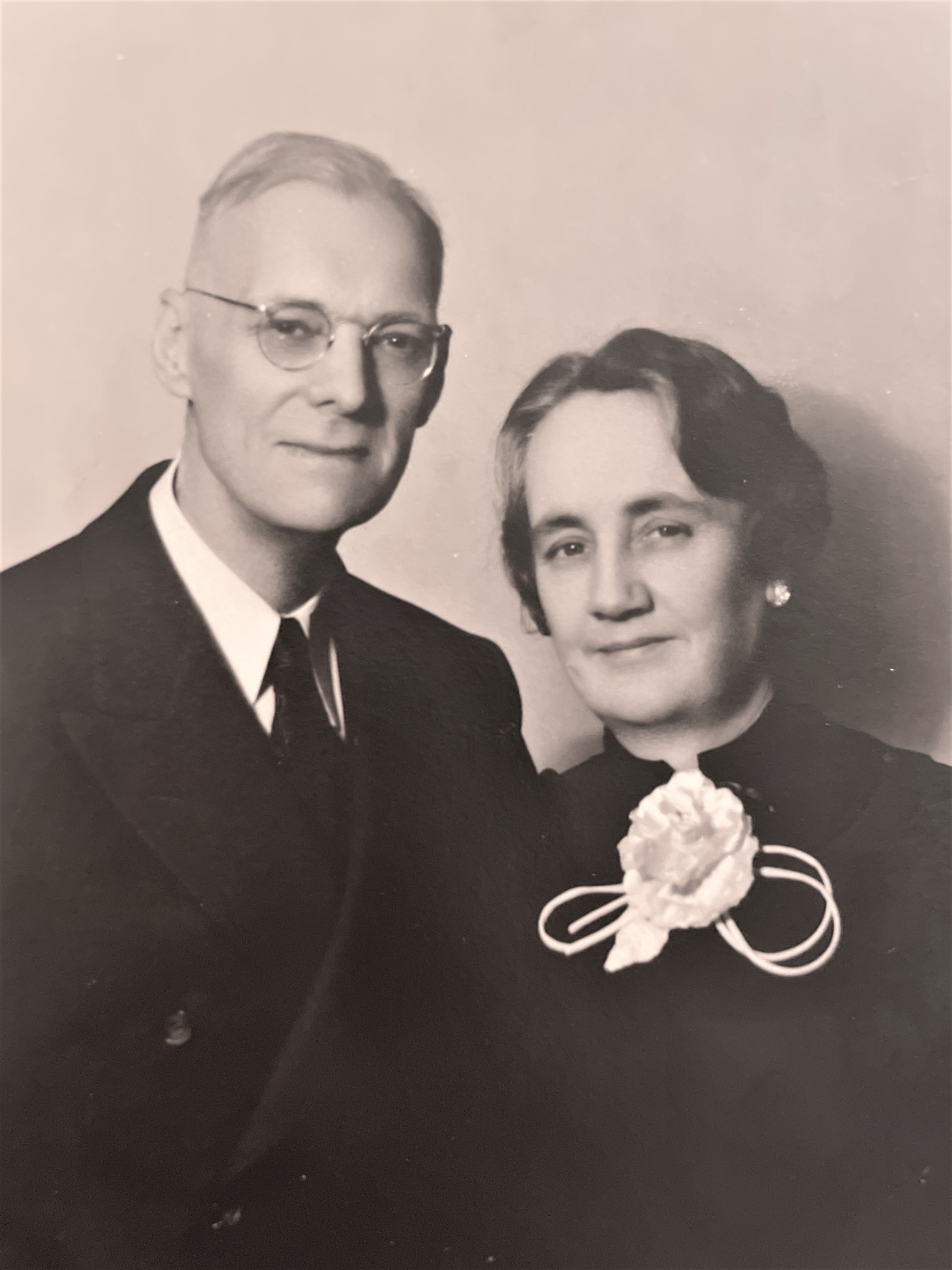 President James M. Peterson & Sister Louisiana Heppler Peterson