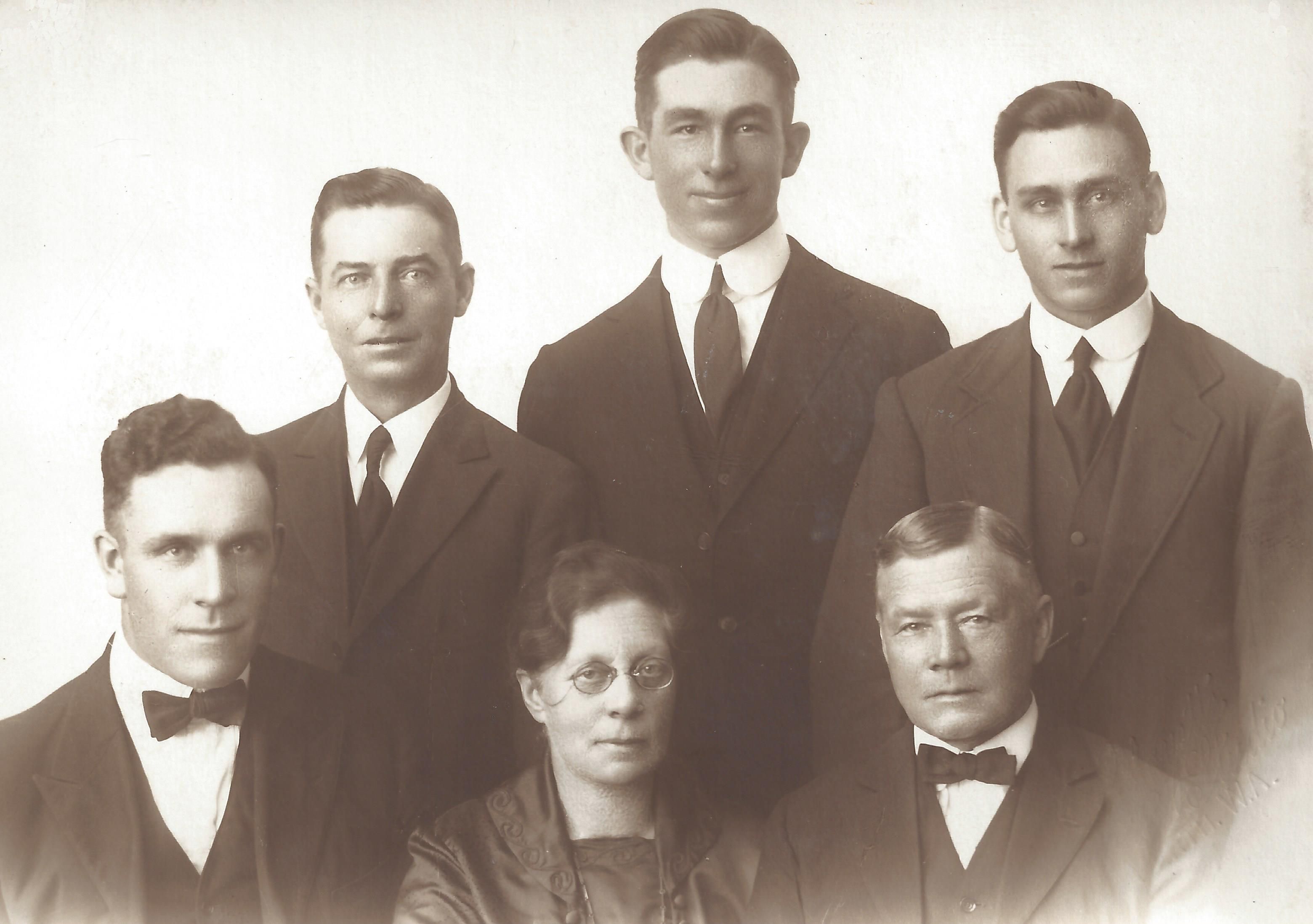 Australian missionaries and Mission President, ca 1921-23