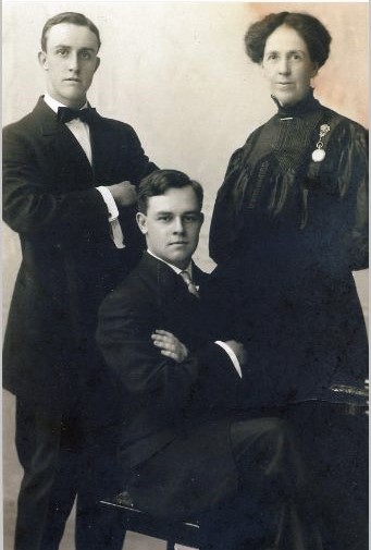 British Mission ca 1910-1912 mom & sons