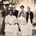 Elders Hyde and Call with other members, Hawaii, ca 1908-1910