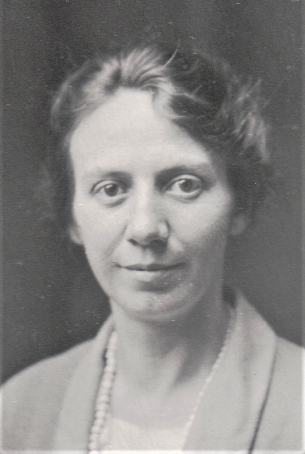 Hazel Pearl Meads (1893-1978) Profile