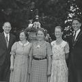 Elder Anderegg and companion with sisters from the Frankfurt Branch, 1937