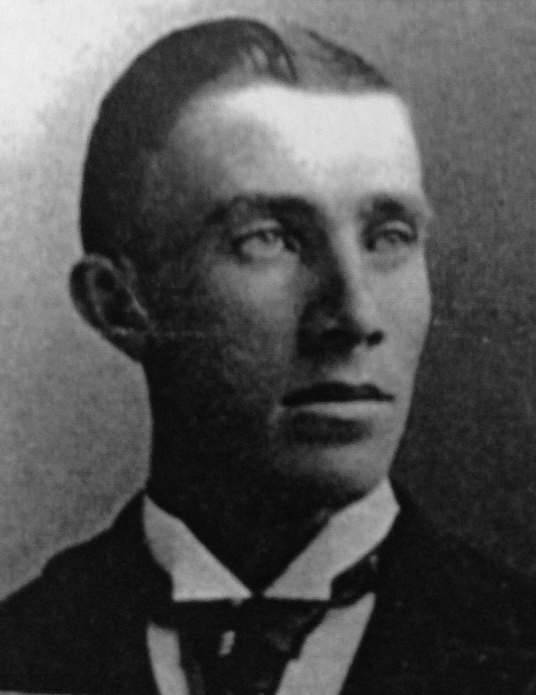 Ezra Chase Adams (1864 - 1925) Profile