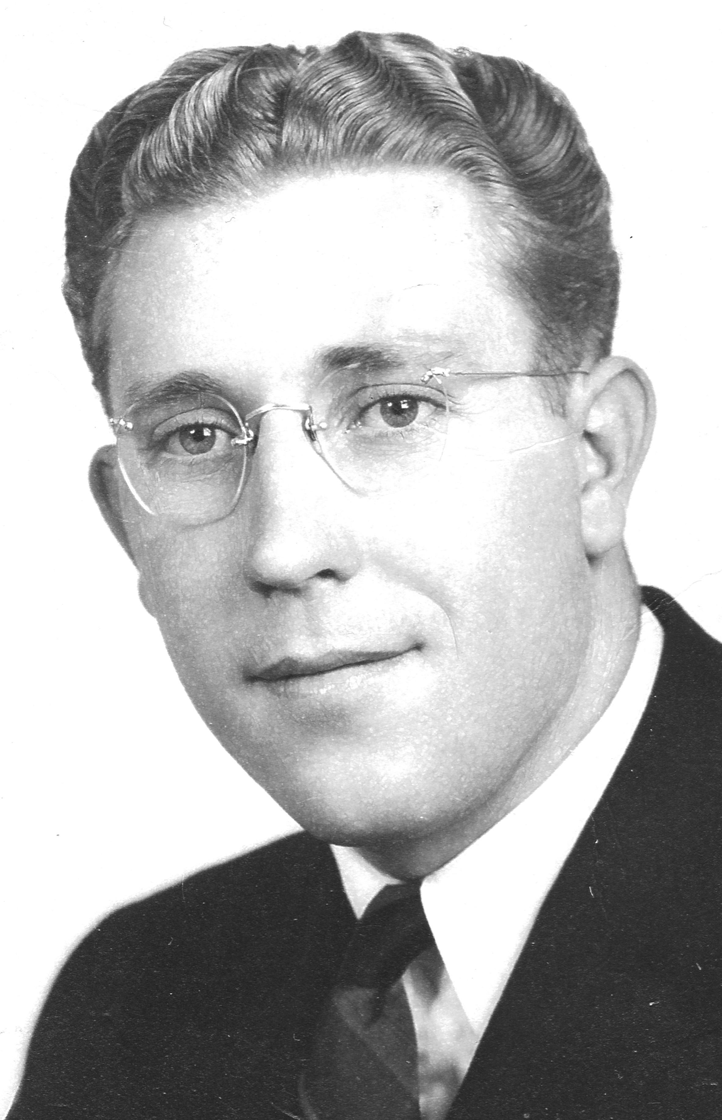 Charles Wallace Arnett (1919 - 2008) Profile