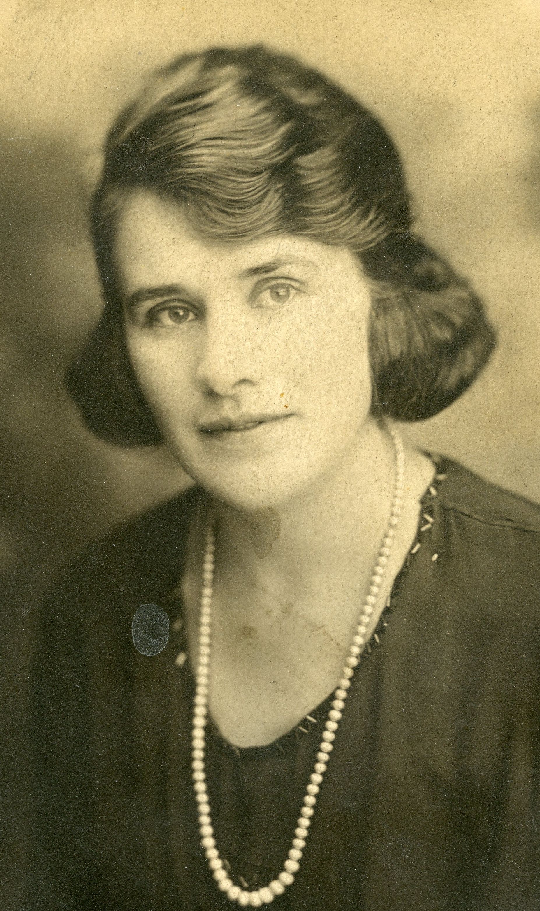 Eva Arbon (1896 - 1984) Profile