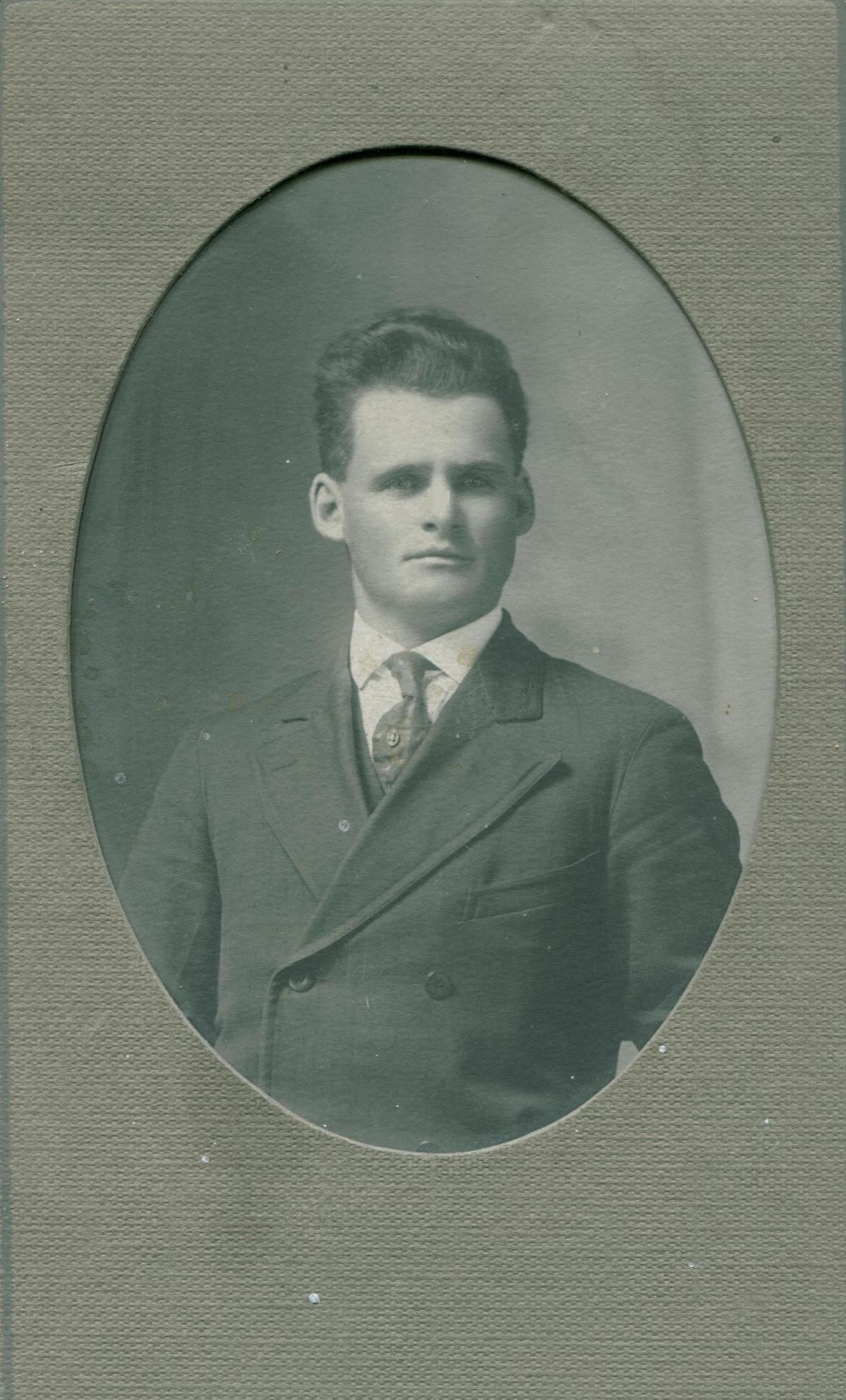 Mark Austin (1879 - 1964) Profile