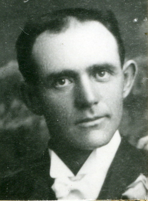 William Joseph Cutcliffe Bertoch (1875 - 1960) Profile