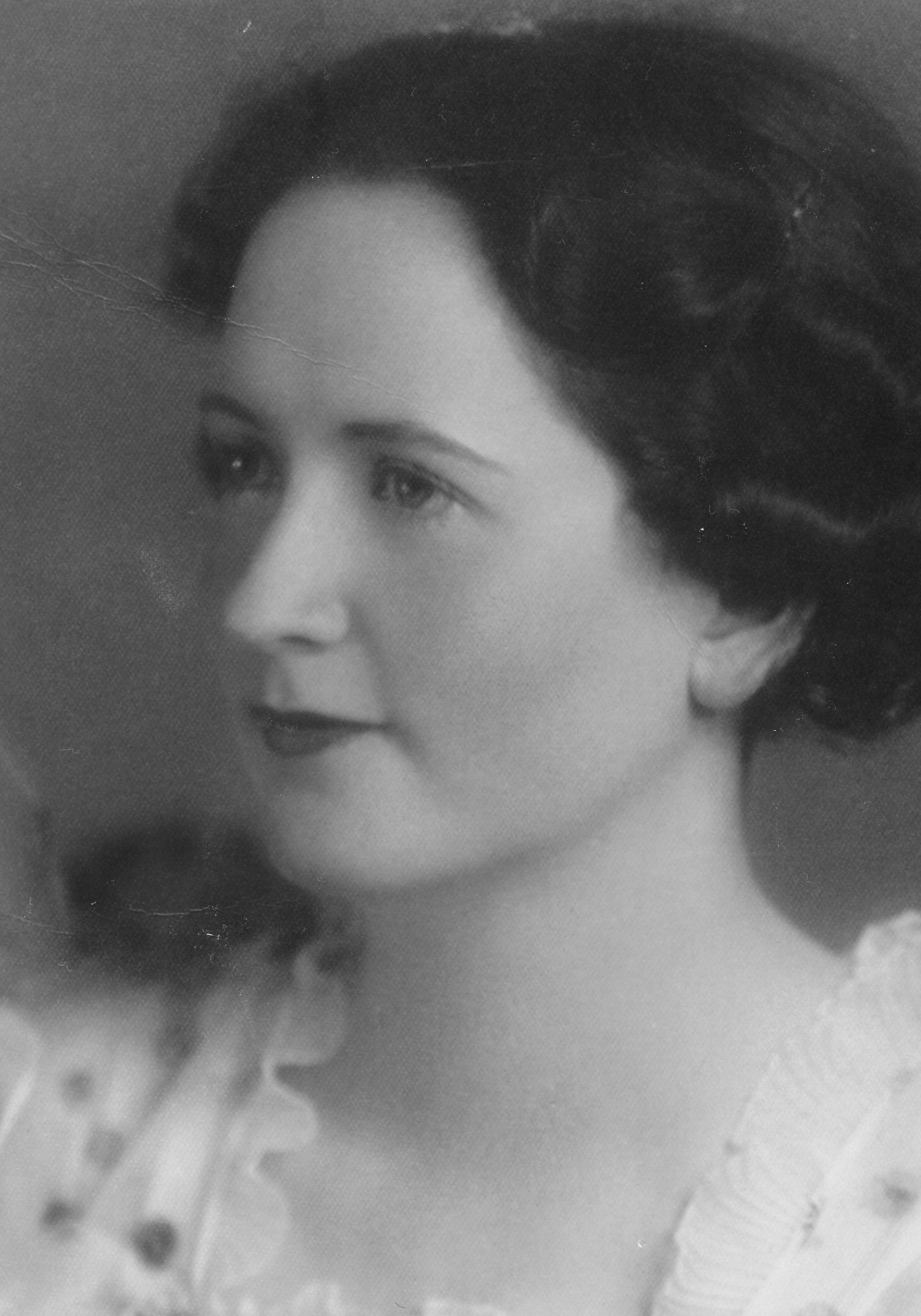 Barbara Brinton (1916 - 1958) Profile