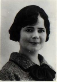Bessie Burnham (1901 - 1979) Profile