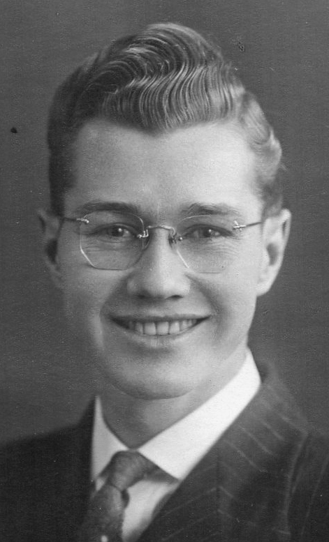 Carl Barnes Bradshaw (1916 - 2004) Profile