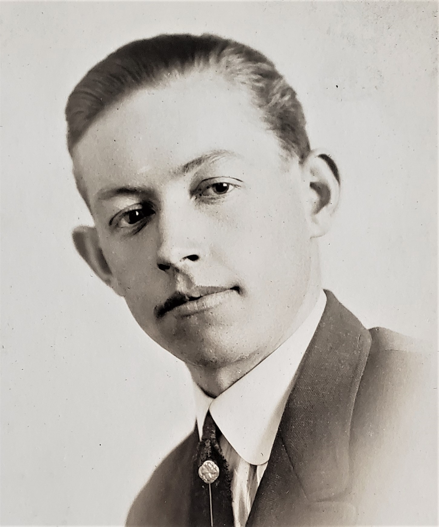 Clyde W Brady (1895 - 1974) Profile