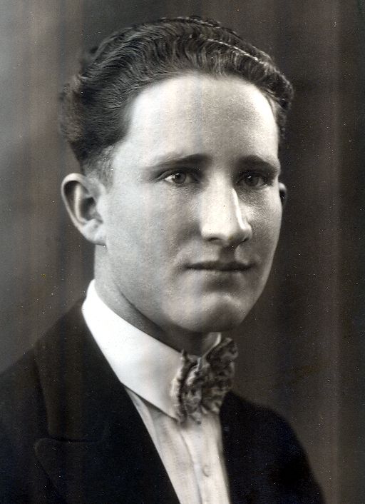 Edward Loyn Blacker (1907 - 1995) Profile