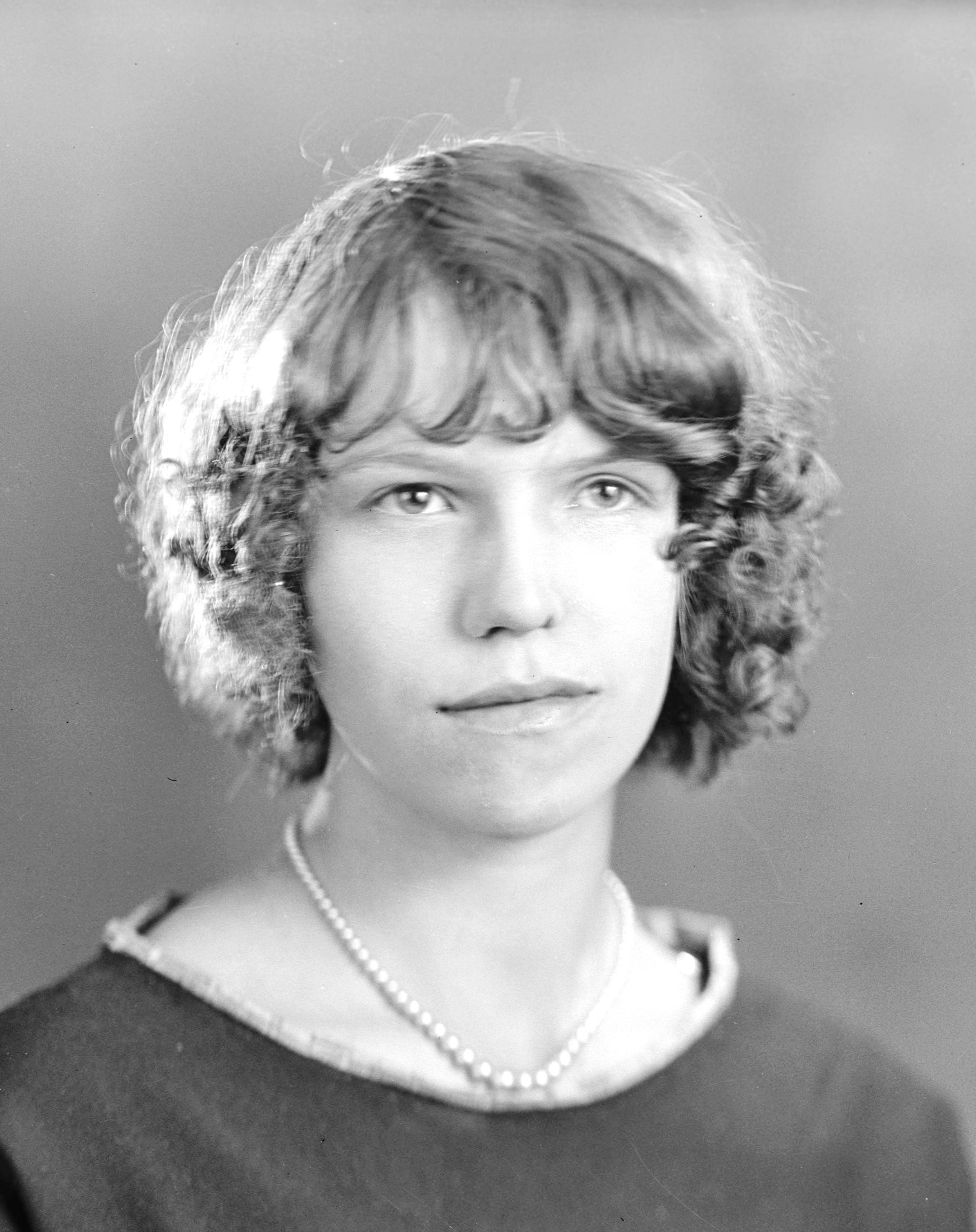 Eva Thelma Bowen (1913 - 2009) Profile