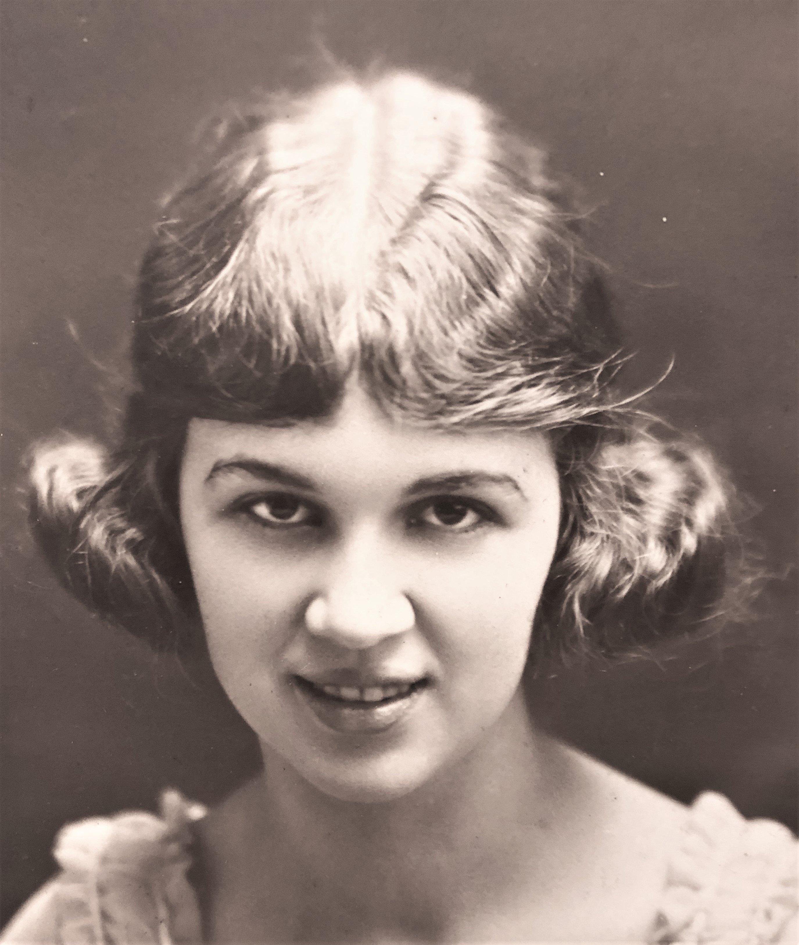 Evelyn Ballif (1901-1995) Profile