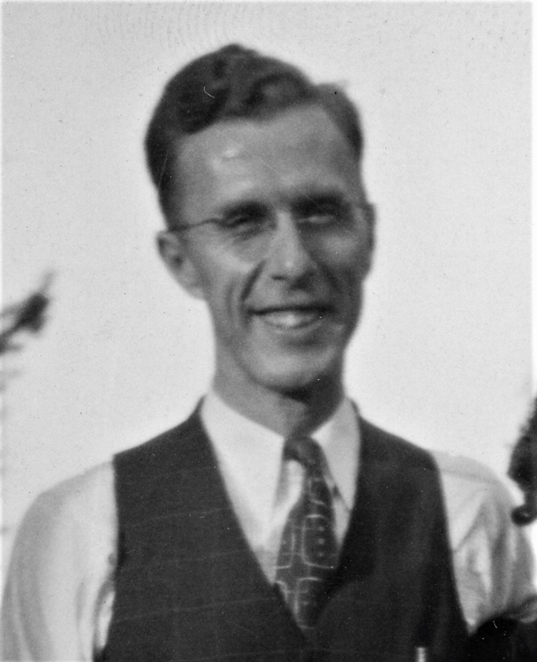 Frank Sigfried Broderson (1906 - 1964) Profile