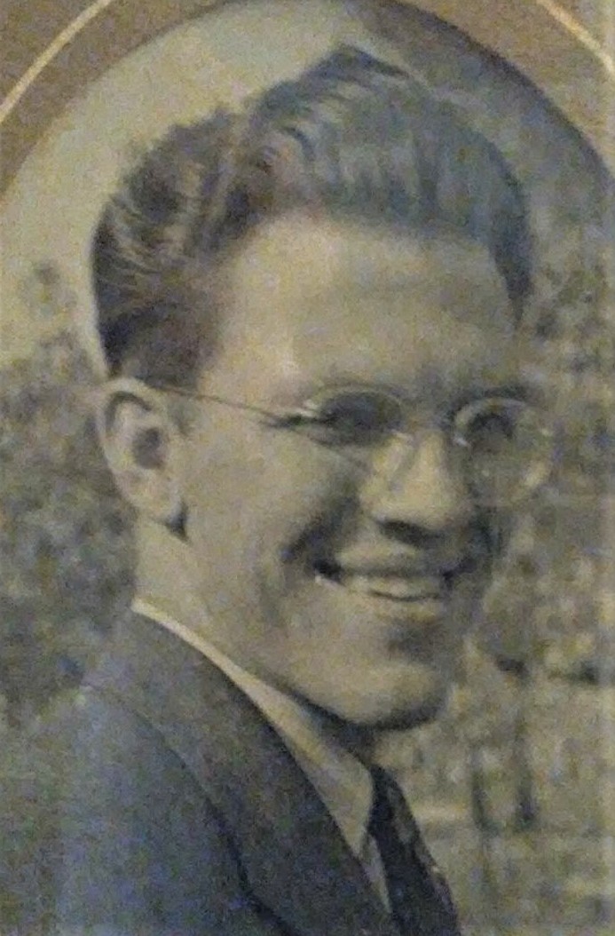 Grant Everett Burns (1919-2017) Profile