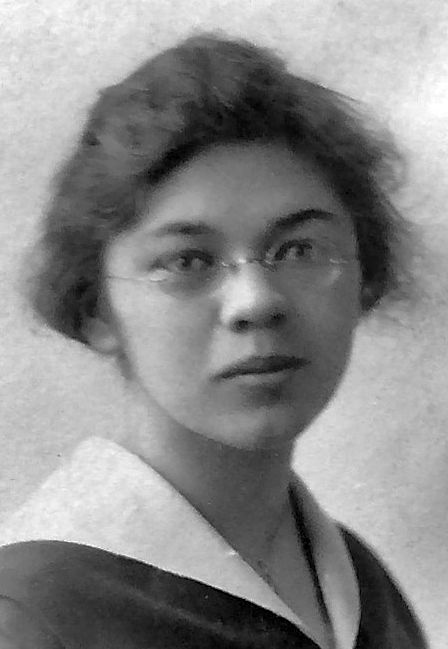 Hedwig Emma Barg (1895 - 1990) Profile