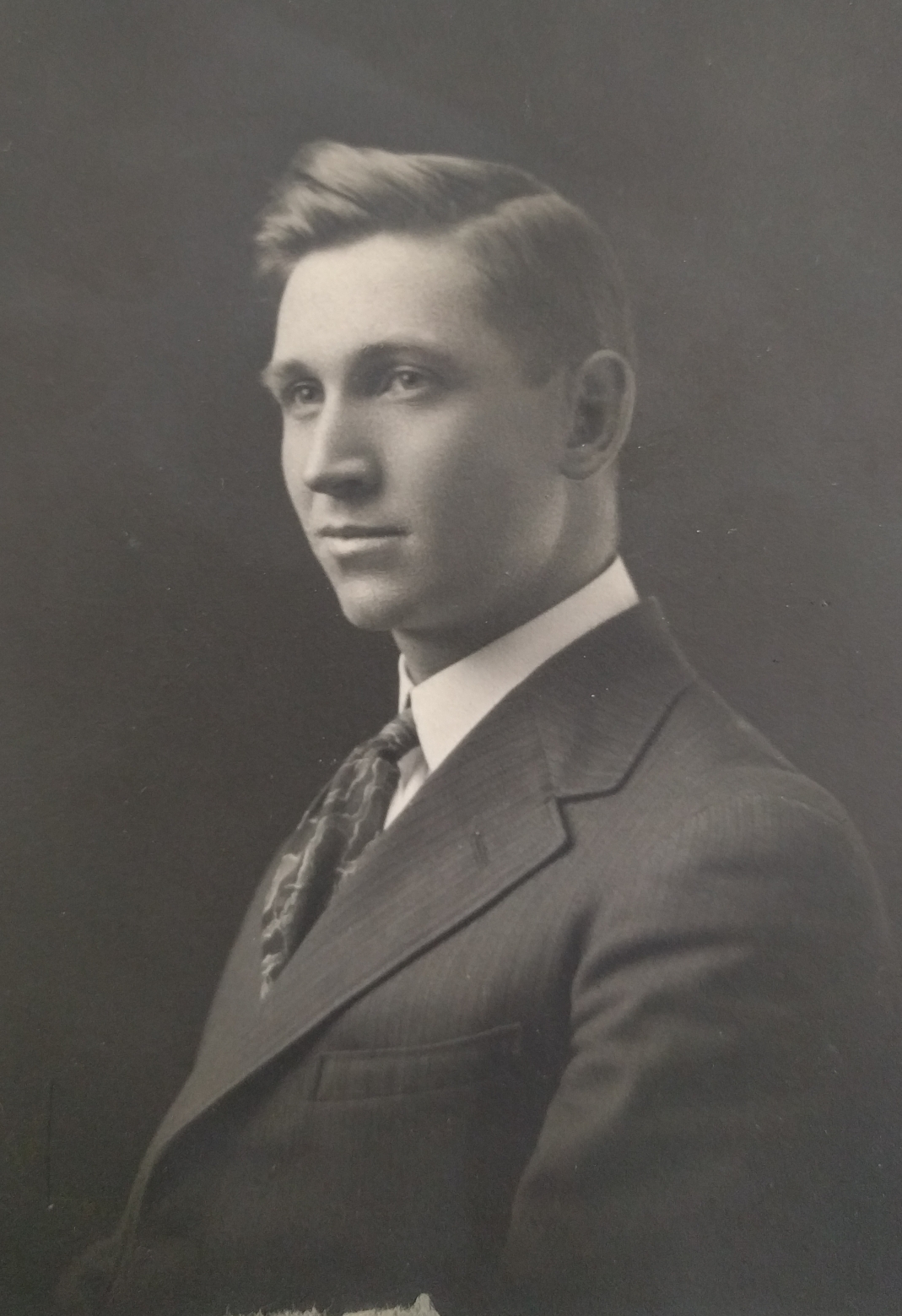 James Edward Barnes (1894 - 1968) Profile