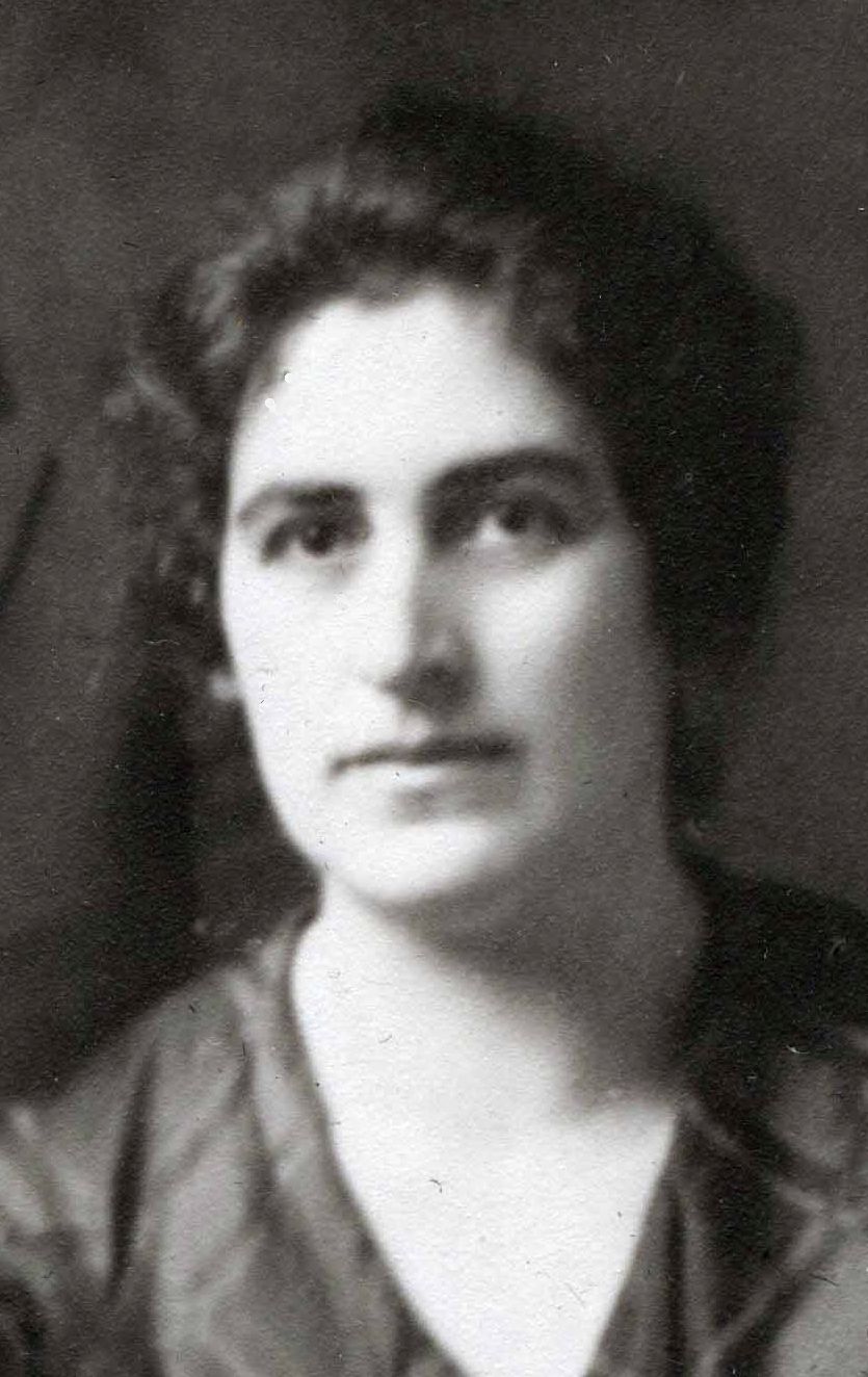 Julia Aner Brown (1887 - 1981) Profile