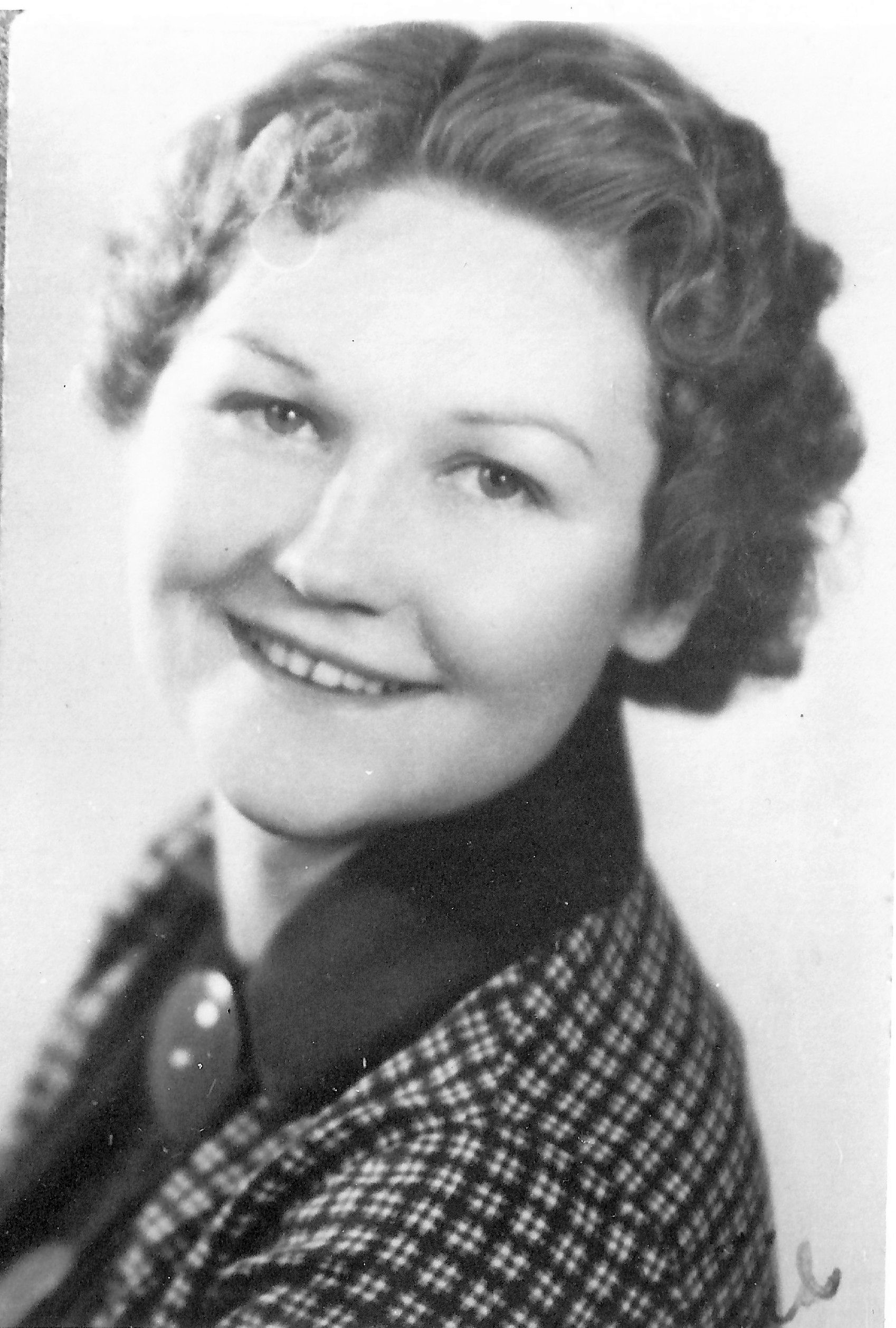 Katherine Marie Bouwhuis (1914 - 2007) Profile