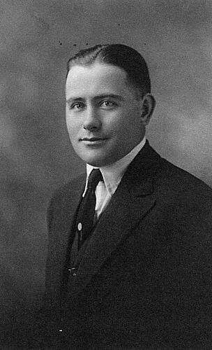 Lloyd Albert Bennett (1895 - 1971) Profile