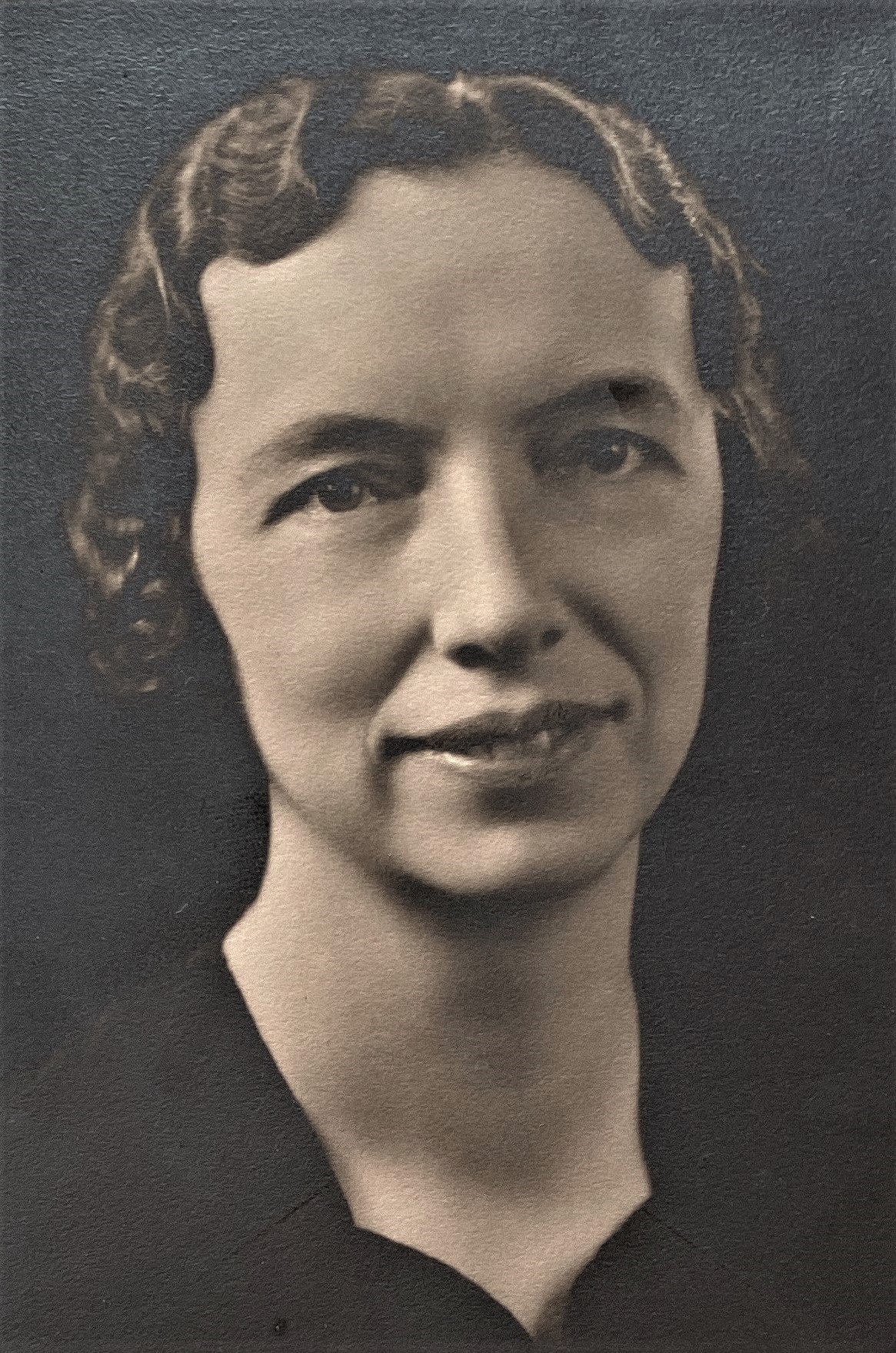 Lola R Bradford (1897-1961) Profile