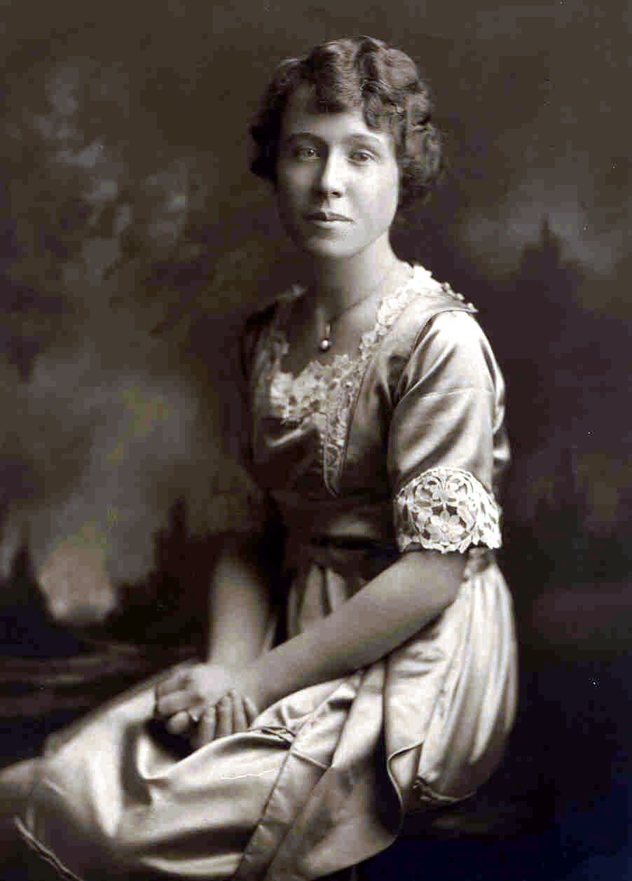 Marguerite Smith (1895 - 1991) Profile