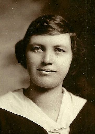 Maria Augusta Behling (1899 - 1995) Profile