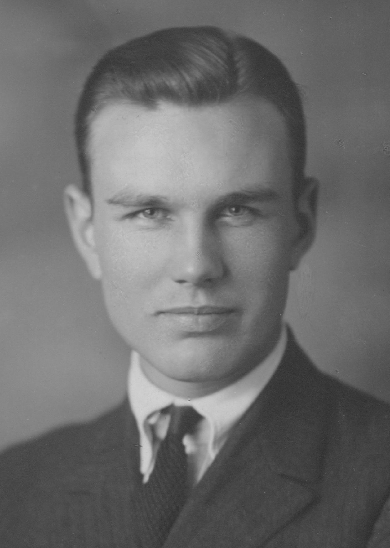 Paul Franklin Burnham (1903 - 1947) Profile