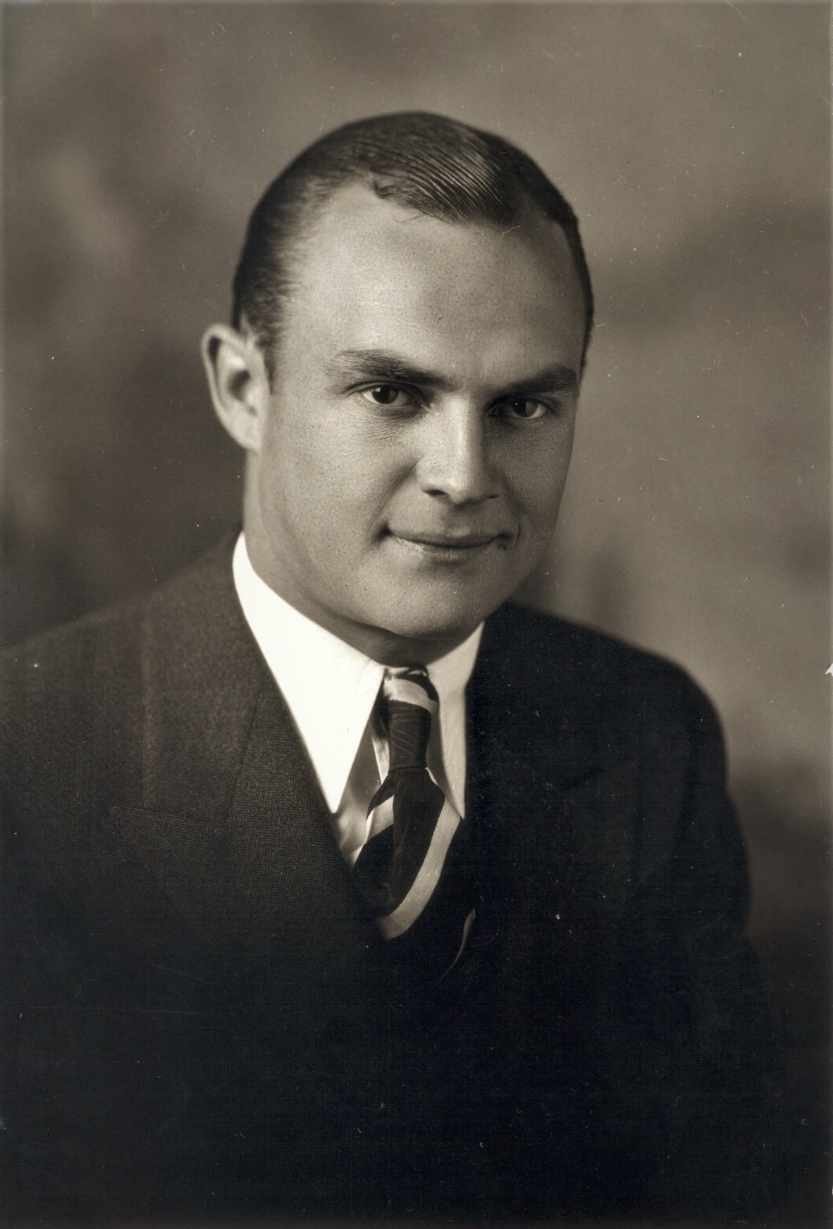 Philip H Buehner (1909 - 1991) Profile
