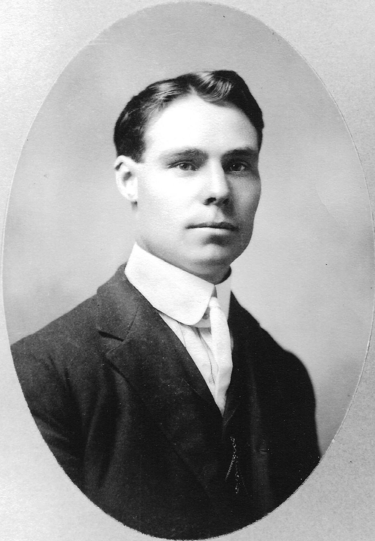 Raymond Spencer Bishop (1883 - 1963) Profile