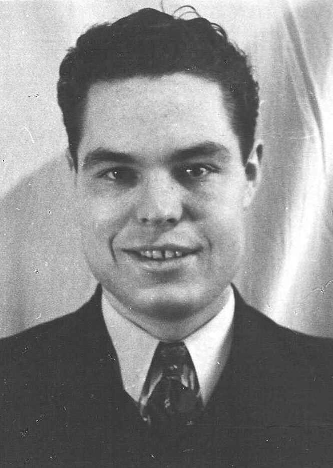Verdell Ray Bishop Sr. (1915 - 1994) Profile
