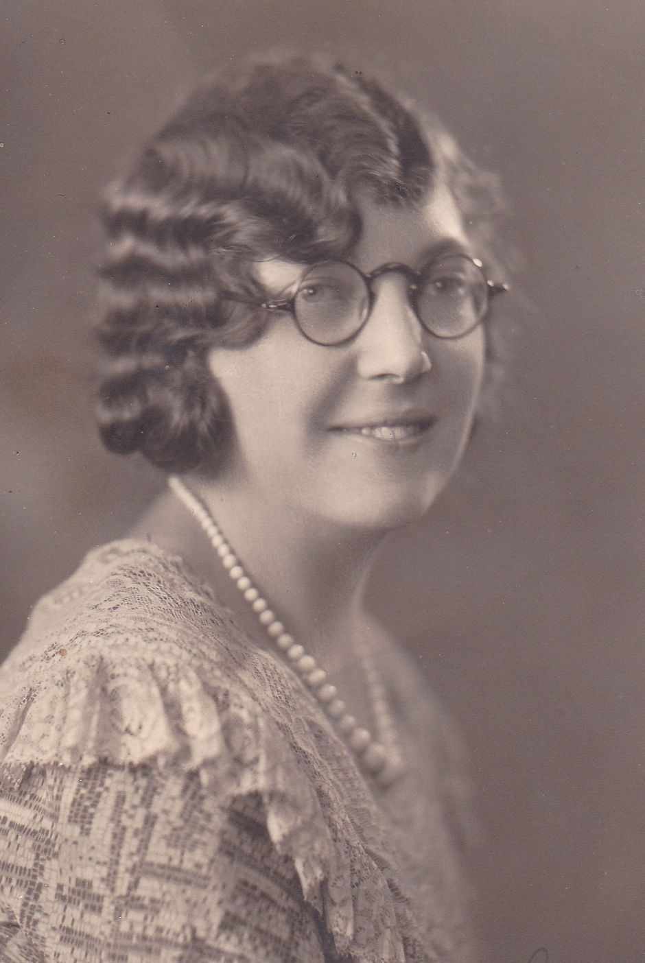 Vivian LaVon Burrup (1908 - 1993) Profile