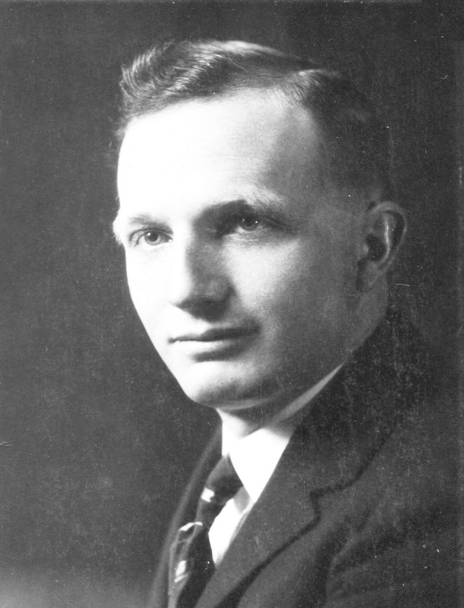 Wallace R Budge (1899 - 1988) Profile
