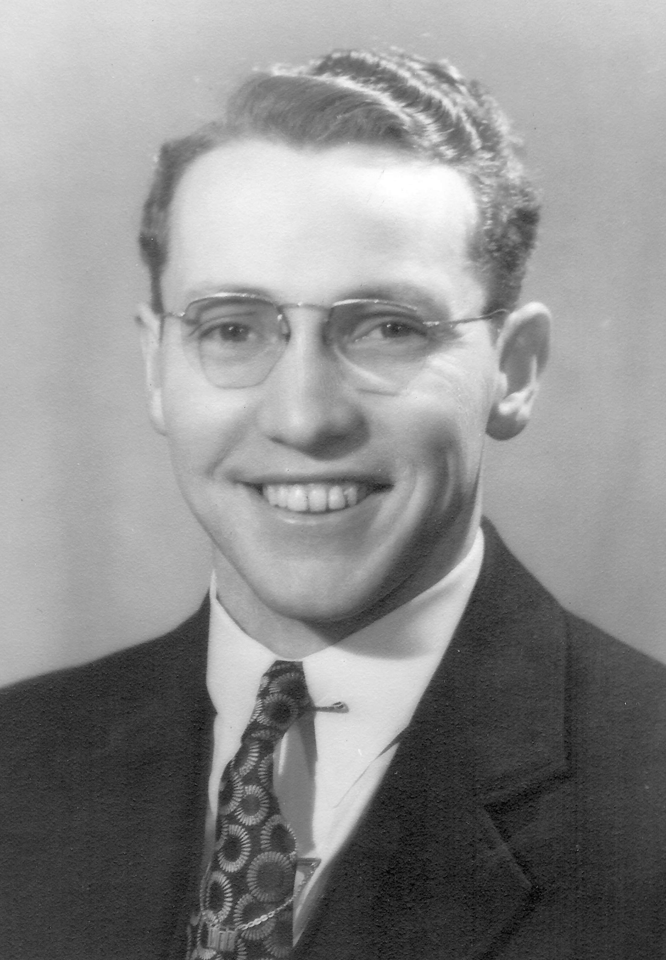 Warren Edson Barton (1913 - 1991) Profile