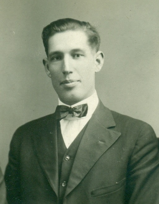 Alonzo Ephraim Cox (1891 - 1977) Profile