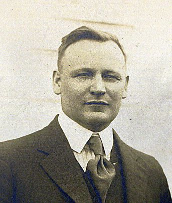 John Ellwood Carruth (1883 - 1974) Profile