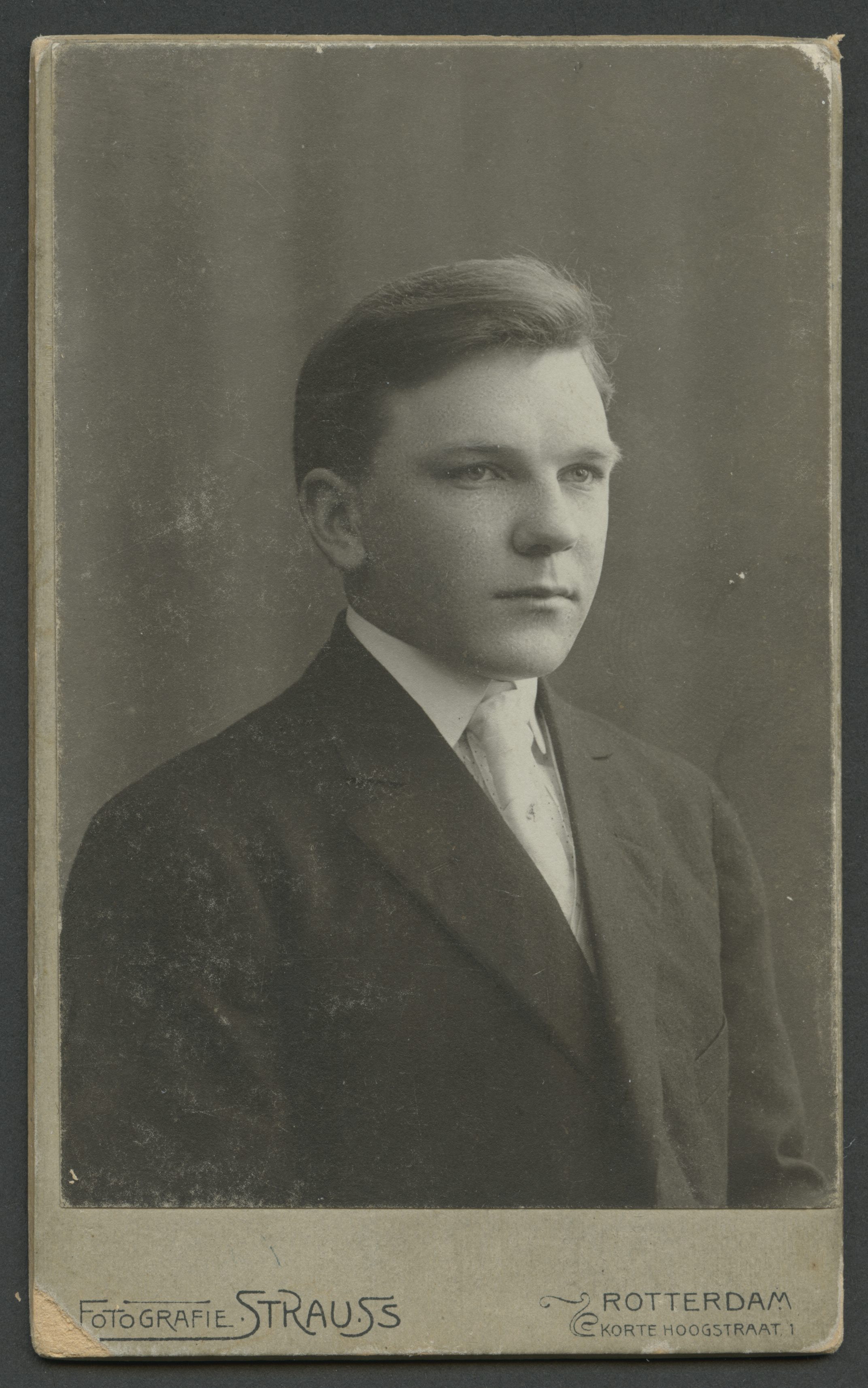 Byron Child (1886 - 1945) Profile